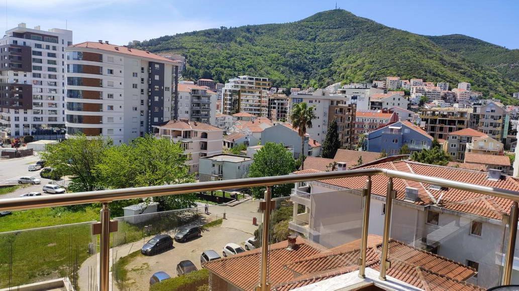 Apartment Adrialux Budva Luaran gambar
