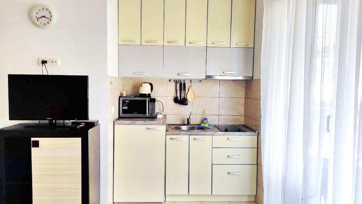Apartment Adrialux Budva Luaran gambar