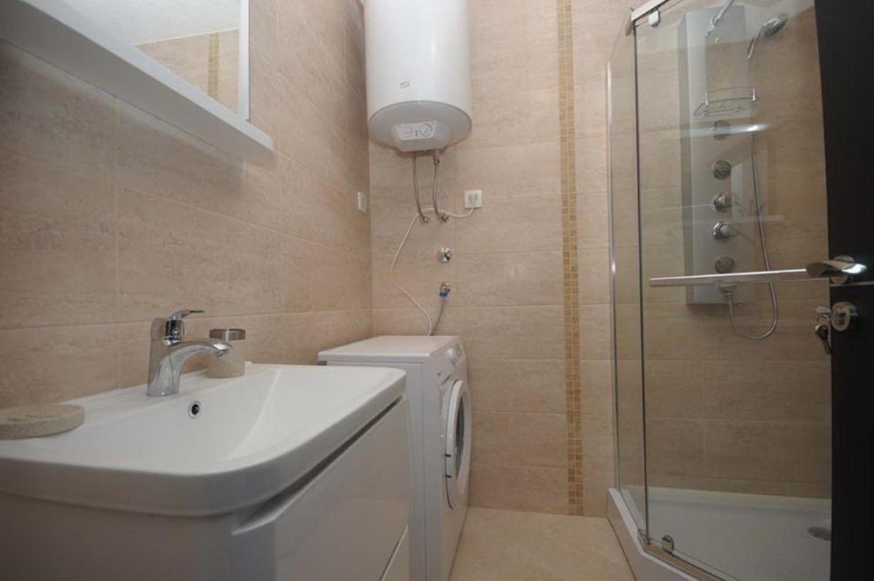 Apartment Adrialux Budva Bilik gambar