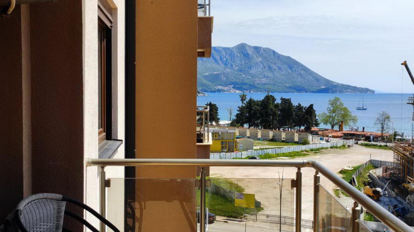 Apartment Adrialux Budva Luaran gambar